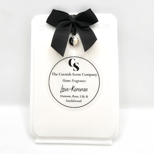 Luxury wax melt clam shell Love